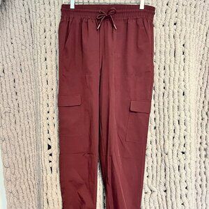 Old Navy StretchTech Maroon Cargo Style Joggers – Size Small